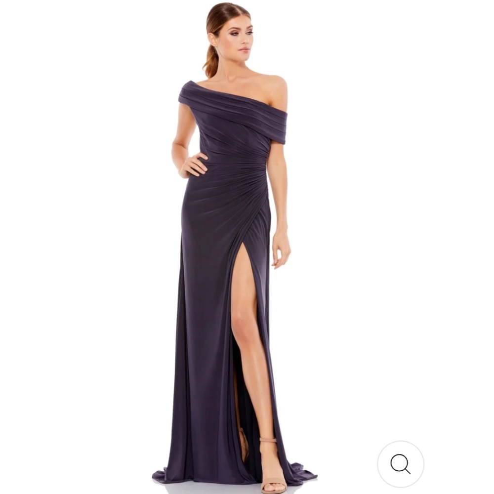 NWT Mac Duggal Off The Shoulder Slit Gown in Charcoal